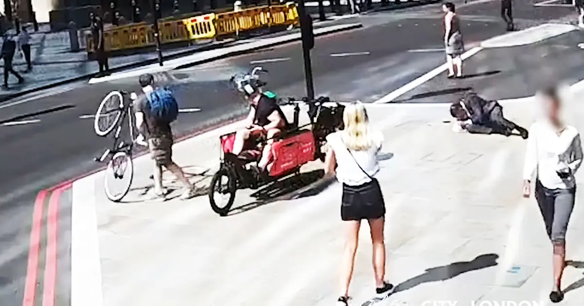 cyclist-headbutts-pedestrian-ft