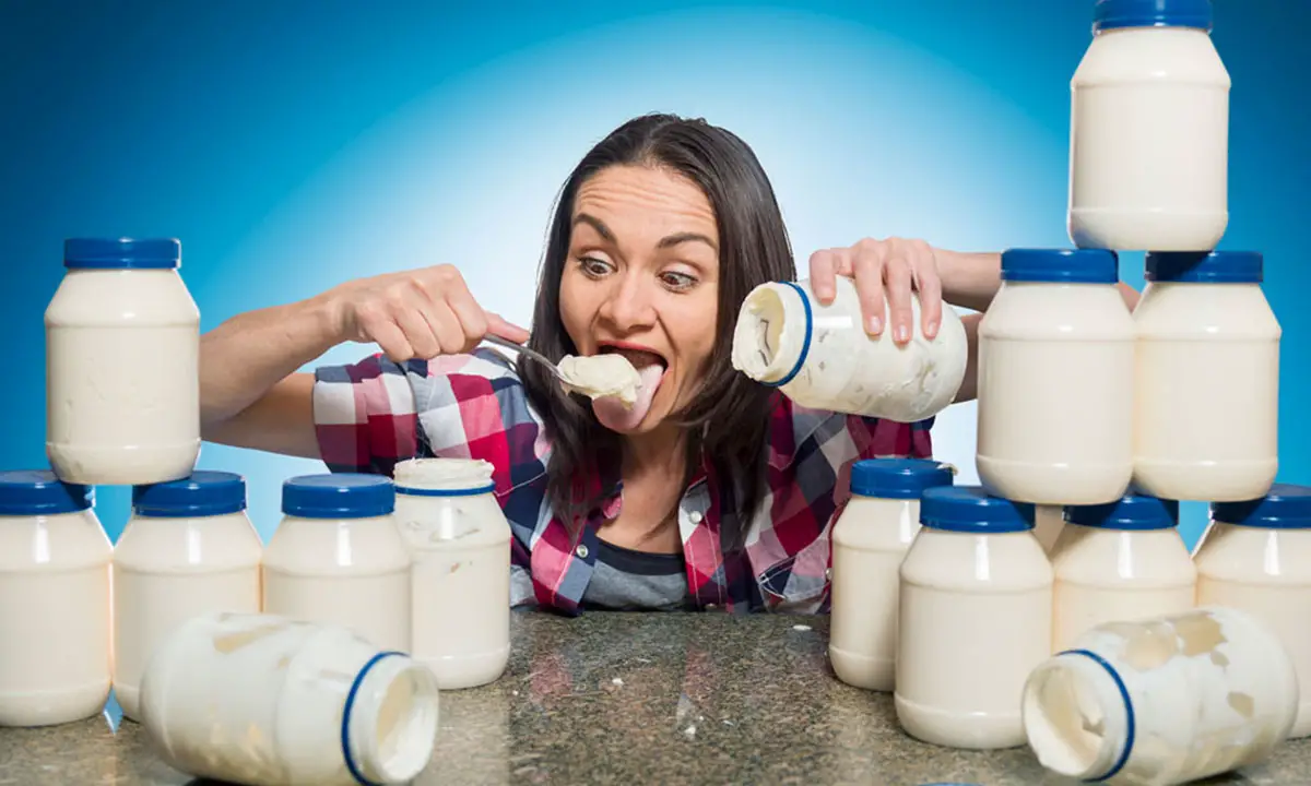 Mayo Monster Sets Guinness World Record By Eating 2KG Mayo In 3 Minutes B mayo-monster-sets-guinness-world-record-by-eating-2kg-mayo-in-3-minutes-b