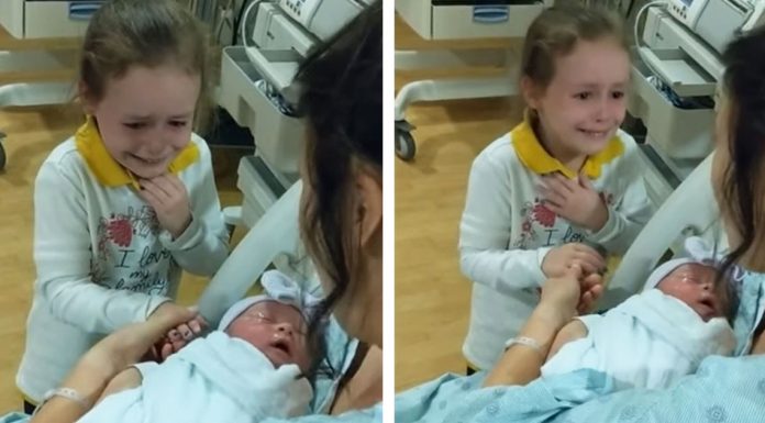 6-yr-old meets baby sister