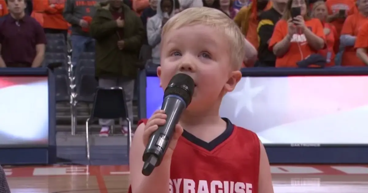 youngest-anthem-singer