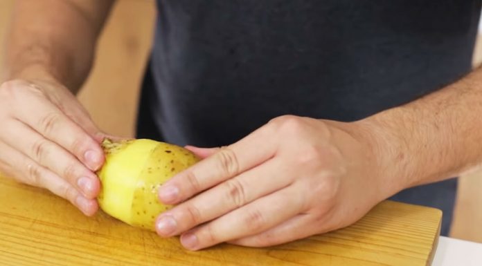 man-amazingly-peels-potato