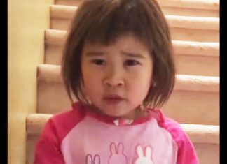 toddler give advice to mother