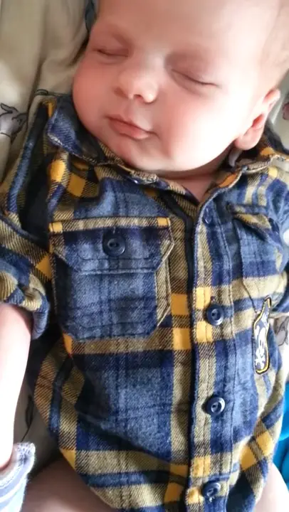 Sneaky Baby Got a perfect trick to fake his sleep, this hilarious video ruse earns over 7M views