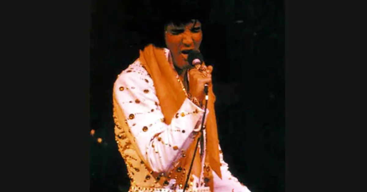 elvis-persley-live-concert