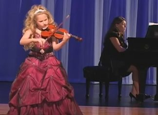 7-year-old-violinist