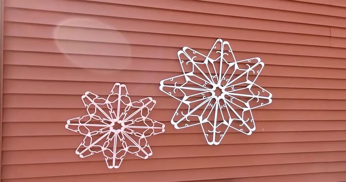 hanger-snowflake