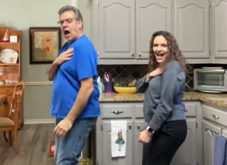 father-daughter-duo-dance-routine