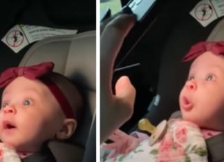 baby-girl-facetime-conversation