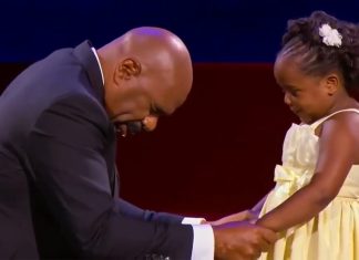 lil-girl-prays-for-steve-harvey