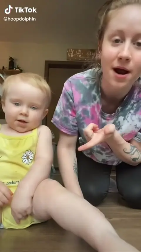 Mom Leaves Baby With a Camera1
