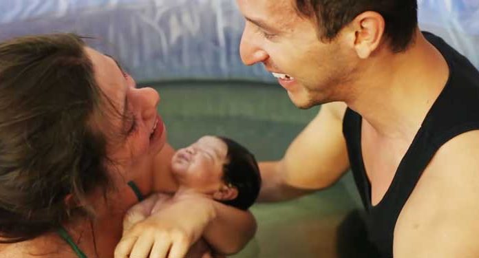 child-birth-at-home