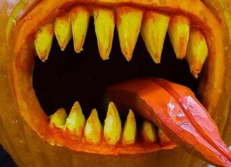 Halloween-pumpkin-carving