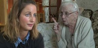 elderly-lady-bathroom-stuck