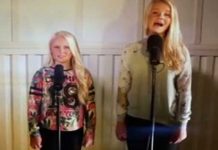 sisters-singing