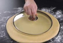 pot-lid-onto-your-dough