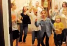 thanksgiving-flashmob