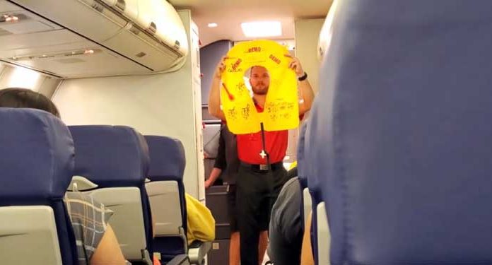 funny-flight-attendant-speech