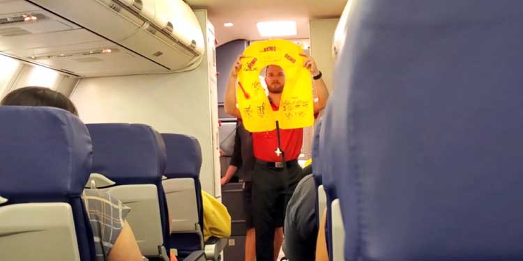 funny-flight-attendant-speech