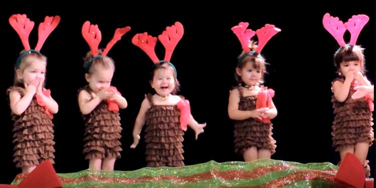 reindeer-christas-recital