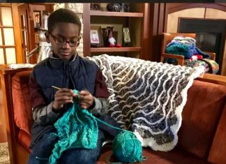 jonah-larson-crochet