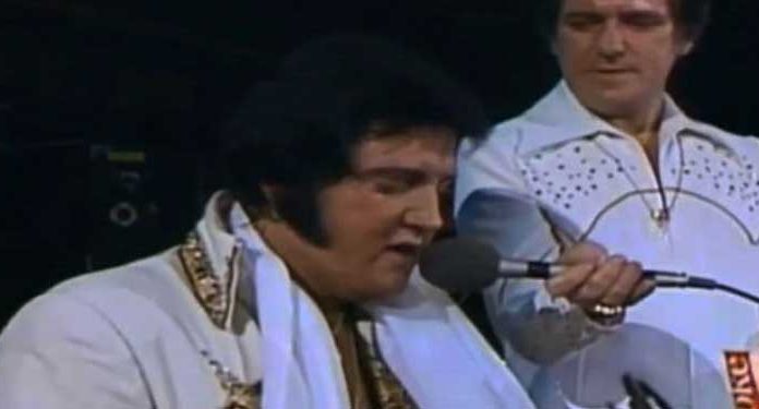 unchained-elvis-presely