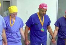 doctors-pray-surgery