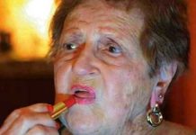 Granny-makeup