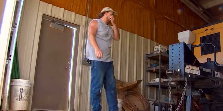 Viral Plumber Who Dove Into Sewer