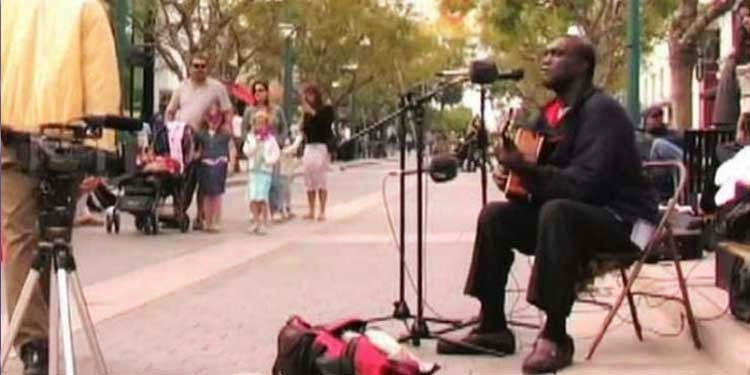 man-singing-street