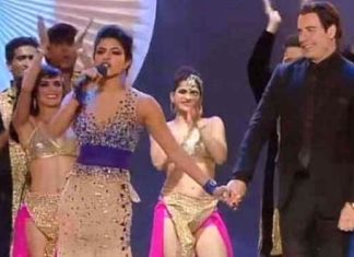 travolta-and-chopra-dance