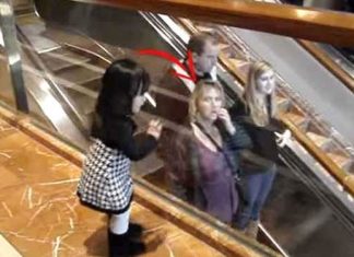 chloe-says-bye
