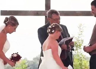 groom-vows-bride-propose