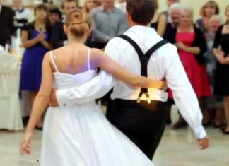 wedding-couple-swing-dance