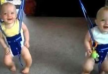 twins-rocking-song
